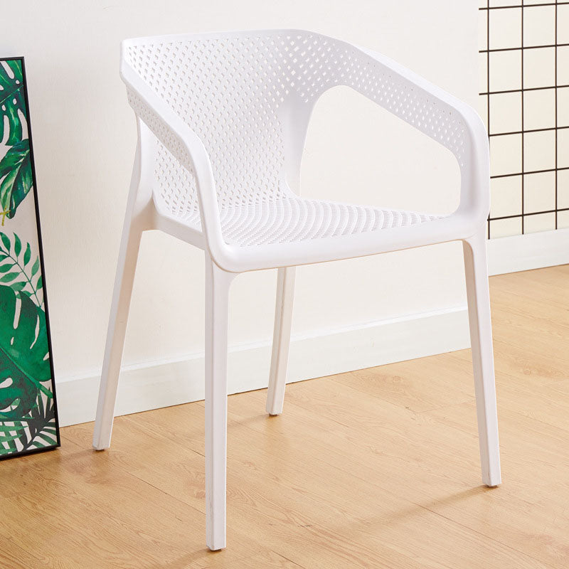 Modern Restaurant Solid Back Arm Chair Matte Finish Plastic Dining Chair White 1 Piece Clearhalo ' kitchen&dining_furn' 'Dining Chairs' 'Dining Tables & Seating' 'dining_chair' 'Furniture' 'furniture_dining_chair' 'Kitchen & Dining Furniture' 'kitchen' 4655456