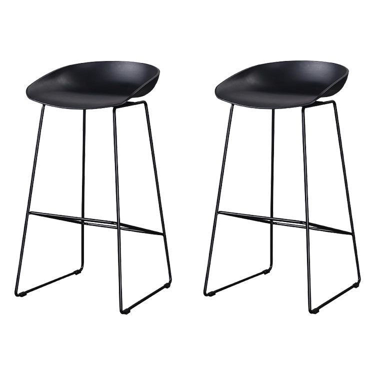 Modern Style Bar-stool Iron Sled Legs PP Bucket Seat for Kitchen Bar Black 2 Piece Set Clearhalo 'Bar Furniture' 'Bar Stools' 'bar_stools' 'furn' 'furn_bar_stools' 'furniture_bar_stools' 'Kitchen & Dining Furniture' 'kitchen&dining_furn' 'kitchen' 'kitchen_furn' Furniture' 4664569