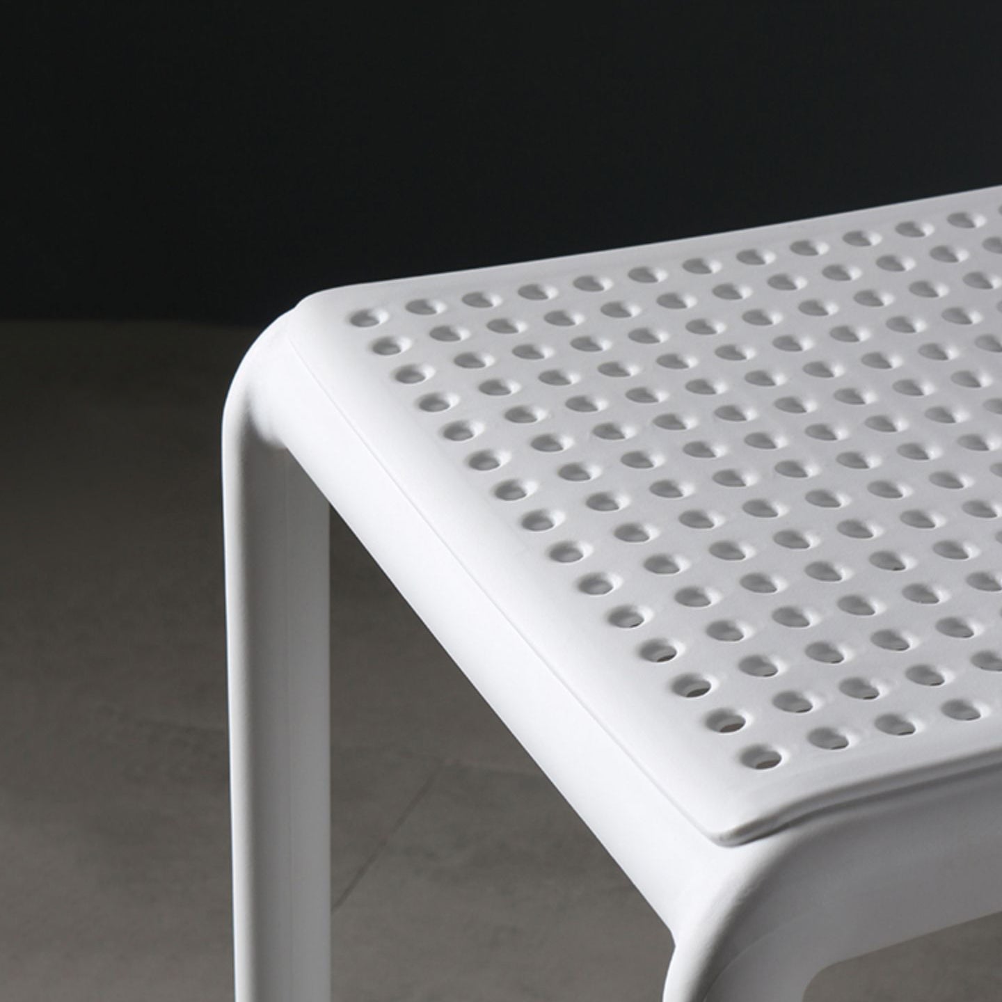 Plastic Scandinavian Kitchen Dining Room Stool Low Back Armless Bar Stool Clearhalo 'Bar Furniture' 'Bar Stools' 'bar_stools' 'furniture_bar_stools' 'Kitchen & Dining Furniture' 'kitchen&dining_furn' 'kitchen' 'kitchen_furn' Furniture' 4665190