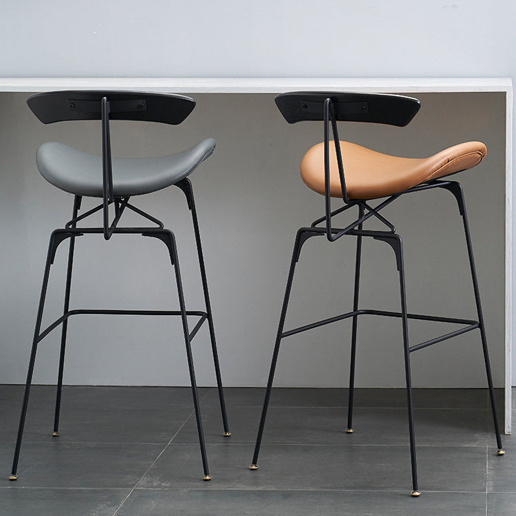 31.50" Industrial Bar and Counter Stool Low Back Stool with 4 Legs in Black Clearhalo 'Bar Furniture' 'Bar Stools' 'bar_stools' 'furn' 'furn_bar_stools' 'furniture_bar_stools' 'Kitchen & Dining Furniture' 'kitchen&dining_furn' 'kitchen' 'kitchen_furn' Furniture' 4679404