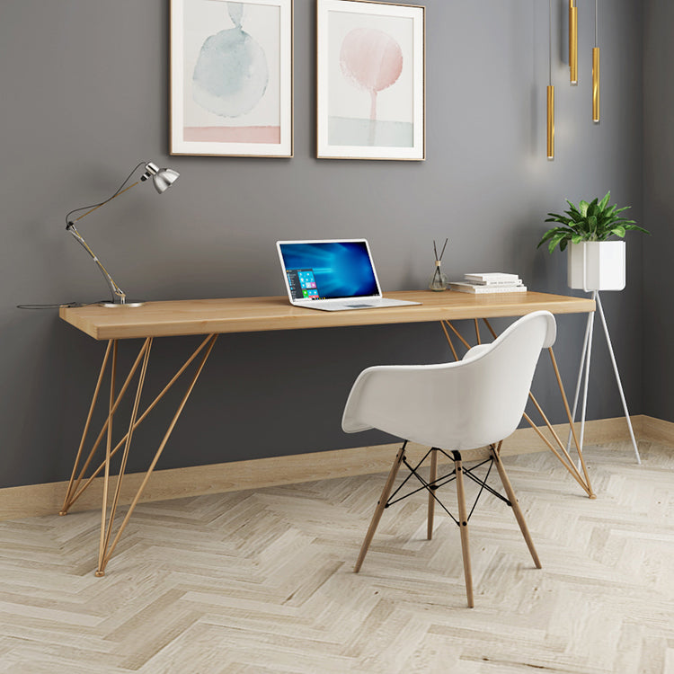 Rectangle Luxury Dining Table Wood Color Fixed Table of Solid Wood with 4 Legs Clearhalo ' dining_table' 'Dining Tables & Seating' 'Dining Tables' 'furn' 'furn_dining_table' 'Furniture' 'furniture_dining_table' 'Kitchen & Dining Furniture' 'kitchen&dining_furn' 'kitchen' 'kitchen_dining_table' 4679977