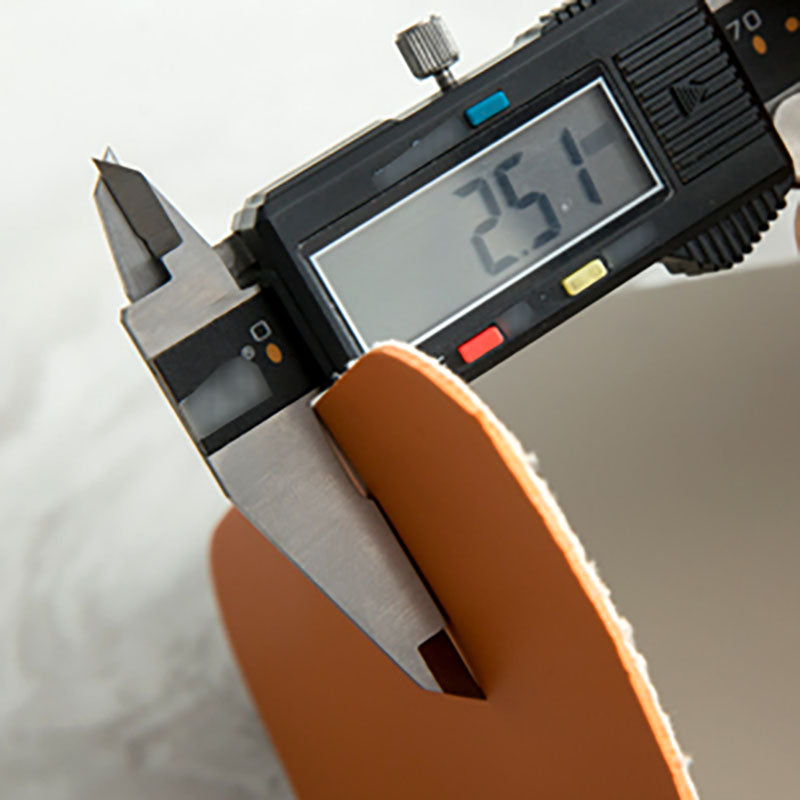 Designer Style Leather Solid Back Side Chair Matte Finish Home Dining Chair Clearhalo ' kitchen&dining_furn' 'Dining Chairs' 'Dining Tables & Seating' 'dining_chair' 'furn' 'furn_dining_chair' 'Furniture' 'furniture_dining_chair' 'Kitchen & Dining Furniture' 'kitchen' 4694387