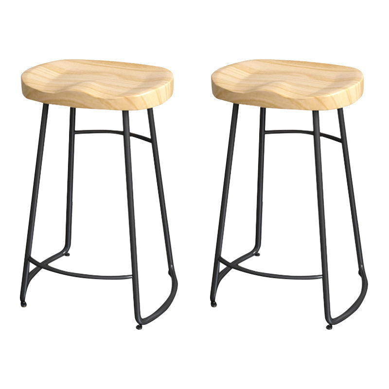 Modern Style Metal Bar Stool with Footrest Milk Tea Shop Bar Stool 30- Inches Black 2 Piece Set Counter Stool(26"H) Clearhalo 'Bar Furniture' 'Bar Stools' 'bar_stools' 'furn' 'furn_bar_stools' 'Furniture' 'furniture_bar_stools' 'Kitchen & Dining Furniture' 4729727