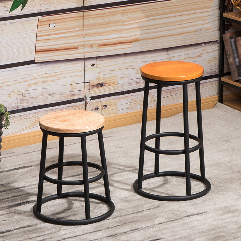 Modern Style Iron Bar Stool With Footrest Game Hall Bar Stool 30-inches Clearhalo 'Bar Furniture' 'Bar Stools' 'bar_stools' 'furn' 'furn_bar_stools' 'Furniture' 'furniture_bar_stools' 'Kitchen & Dining Furniture' 4729749
