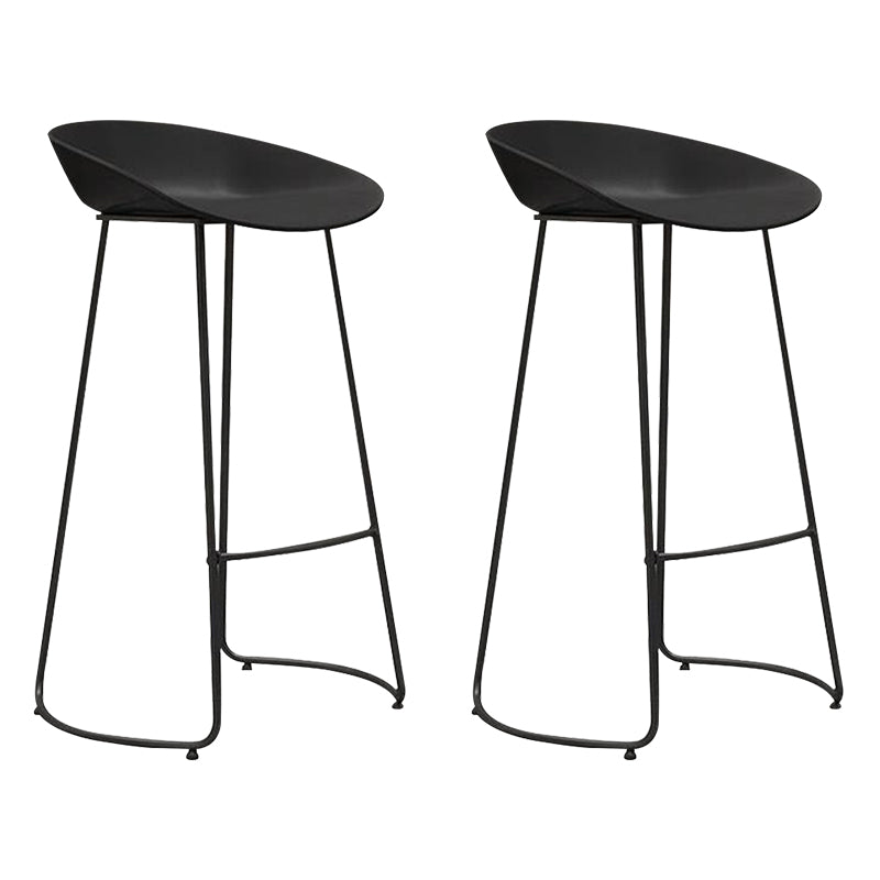 Modern Armless Backrest Counter Stool Iron Bar Stool with Plastic Seat and Pedal Black 2 Piece Set Clearhalo 'Bar Furniture' 'Bar Stools' 'bar_stools' 'furn' 'furn_bar_stools' 'Furniture' 'furniture_bar_stools' 'Kitchen & Dining Furniture' 4730002