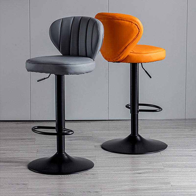 Contemporary Leather Swivel Barstool Indoor Bar Stool with Iron Legs and Low Back Clearhalo 'Bar Furniture' 'Bar Stools' 'bar_stools' 'furn' 'furn_bar_stools' 'Furniture' 'furniture_bar_stools' 'Kitchen & Dining Furniture' 4730140