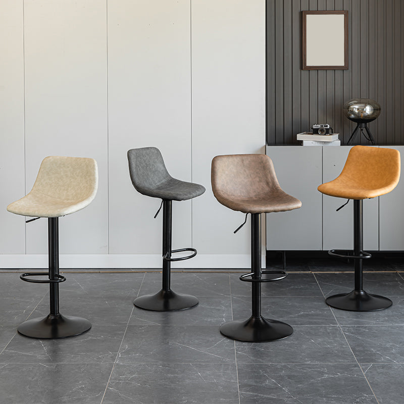 Contemporary Leather Swivel Barstool Indoor Bar Stool with Metal Base and Low Back Clearhalo 'Bar Furniture' 'Bar Stools' 'bar_stools' 'furn' 'furn_bar_stools' 'Furniture' 'furniture_bar_stools' 'Kitchen & Dining Furniture' 4730178