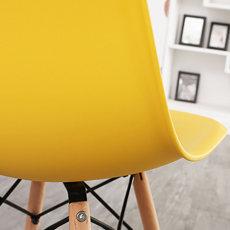 Modern Plastic Home Side Chair Matte Finish Solid Back Dining Chair Clearhalo 'Dining Chairs' 'Dining Tables & Seating' 'dining_chair' 'Furniture' 'furniture_dining_chair' 'Kitchen & Dining Furniture' 4731716