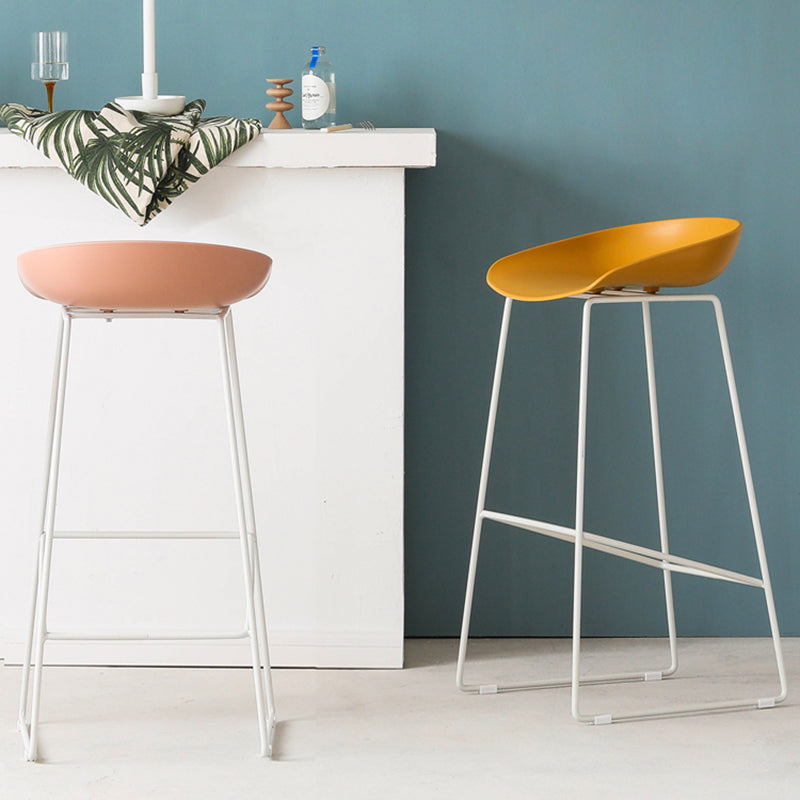 Nordic Indoor Simple Barstool Low Back Steel Tall Stool with Plastic Seat Clearhalo 'Bar Furniture' 'Bar Stools' 'bar_stools' 'furn' 'furn_bar_stools' 'Furniture' 'furniture_bar_stools' 'Kitchen & Dining Furniture' 4744551