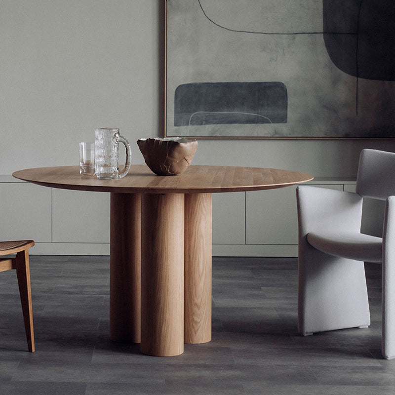 Solid Wood Top Dining Table Contemporary Round Dining Table with 3 Legs Brown 31.5"L x 31.5"W x 29.5"H Without Chairs Clearhalo 'Dining Tables & Seating' 'Dining Tables' 'dining_table' 'furn' 'furn_dining_table' 'Furniture' 'furniture_dining_table' 'Kitchen & Dining Furniture' 'kitchen' 'kitchen_dining_table' 4745944