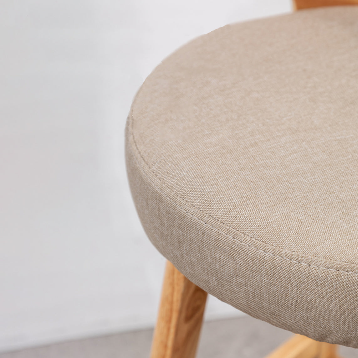Contemporary Round Bar and Counter Stool Low Back Stool with 4 Legs Clearhalo 'Bar Furniture' 'Bar Stools' 'bar_stools' 'Furniture' 'furniture_bar_stools' 'Kitchen & Dining Furniture' 4758656