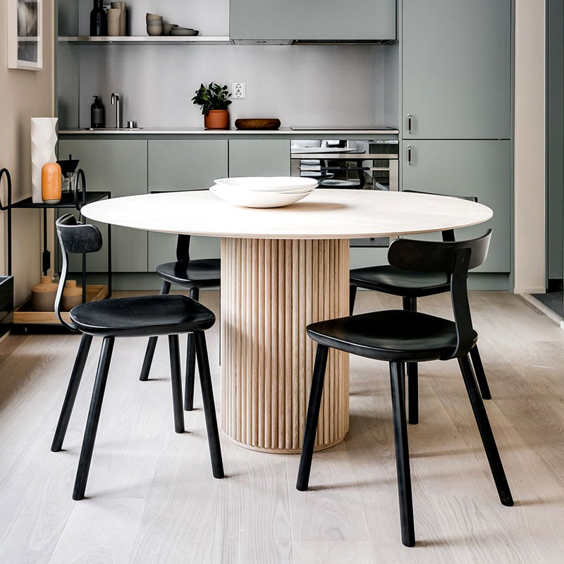Round Shape Modern Dining Table Wood Color Fixed Table with Solid Wood 39.4"L x 39.4"W x 29.5"H Without Chairs Clearhalo 'Dining Tables & Seating' 'Dining Tables' 'dining_table' 'furn' 'furn_dining_table' 'Furniture' 'furniture_dining_table' 'Kitchen & Dining Furniture' 'kitchen' 'kitchen_dining_table' 4760473