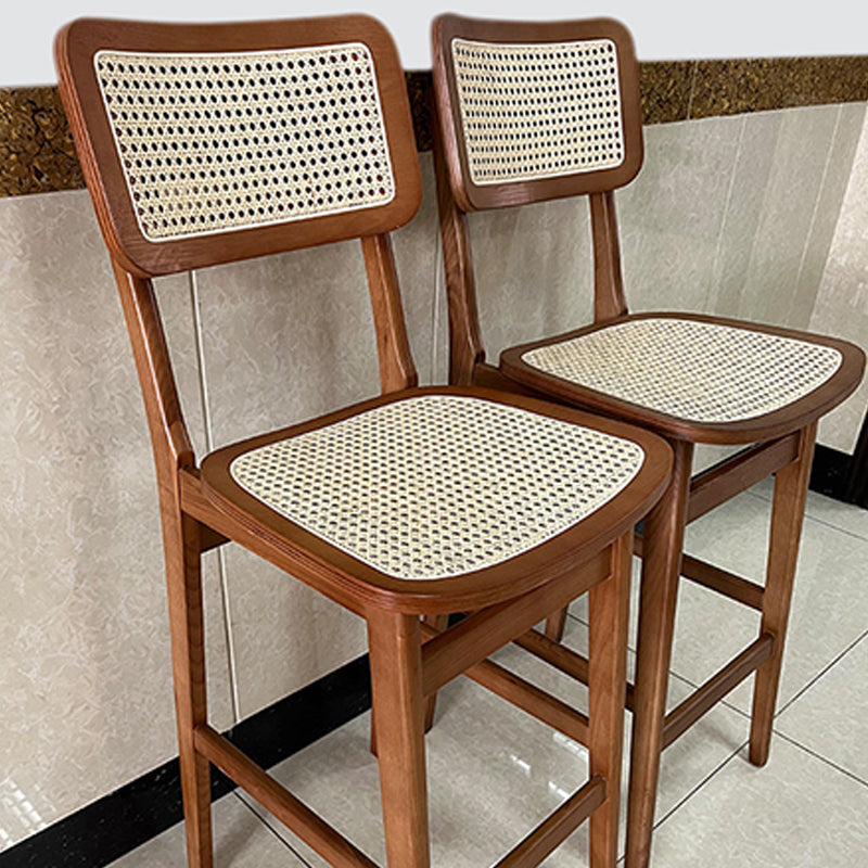 Contemporary Wood Bar and Counter Stool Rattan Low Back Stool with 4 Legs Clearhalo 'Bar Furniture' 'Bar Stools' 'bar_stools' 'furn' 'furn_bar_stools' 'Furniture' 'furniture_bar_stools' 'Kitchen & Dining Furniture' 4769050