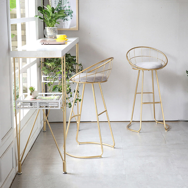Scandinavian Bar and Counter Stool Low Back Stool with Sled Base in Gold Clearhalo 'Bar Furniture' 'Bar Stools' 'bar_stools' 'Furniture' 'furniture_bar_stools' 'Kitchen & Dining Furniture' 4769073