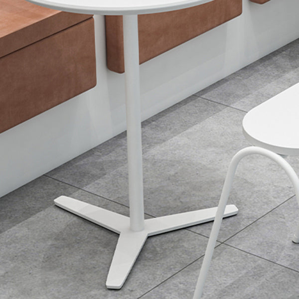 Metal Modern Round Dining Table Pine Wood Top Table for Kitchen Clearhalo 'Dining Tables & Seating' 'Dining Tables' 'dining_table' 'furn' 'furn_dining_table' 'Furniture' 'furniture_dining_table' 'Kitchen & Dining Furniture' 'kitchen' 'kitchen_dining_table' 4769959
