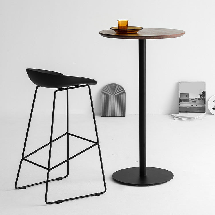 Industrial Round Bar Counter Table Dining Counter Table for Restaurant Clearhalo 'Bar Furniture' 'Bar Tables' 'bar_tables' 'furn' 'furn_bar_tables' 'Furniture' 'furniture_bar_tables' 'Kitchen & Dining Furniture' 4779706