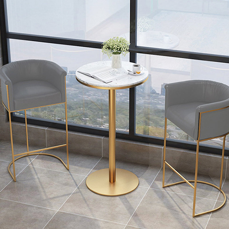 Scandinavian Bar and Counter Stool Low Back Stool with Pedestal Base in Gold Clearhalo 'Bar Furniture' 'Bar Stools' 'bar_stools' 'furn' 'furn_bar_stools' 'Furniture' 'furniture_bar_stools' 'Kitchen & Dining Furniture' 4780028