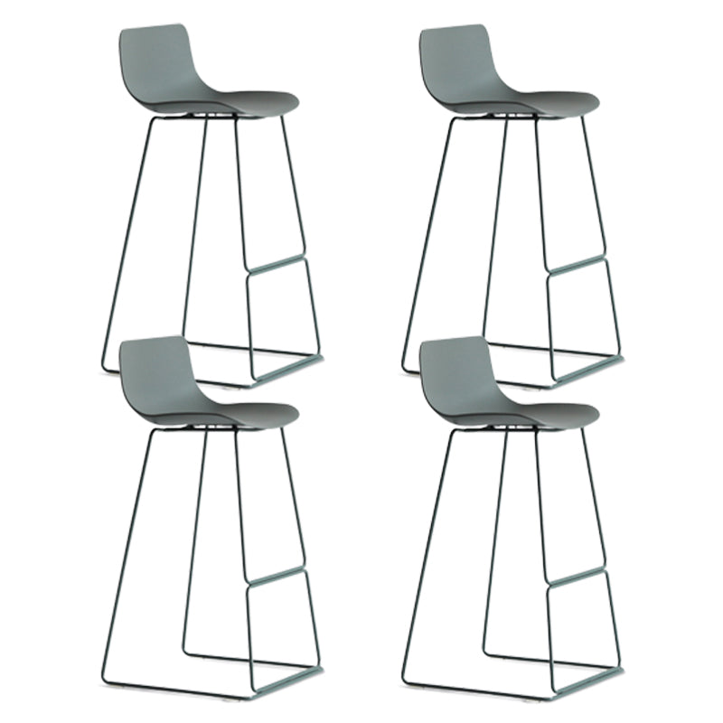 Nordic Plastic Bar Stool Bucket Counter Bar Stool with Metal Legs Green 4 Piece Set Counter Stool(26"H) Clearhalo 'Bar Furniture' 'Bar Stools' 'bar_stools' 'furn' 'furn_bar_stools' 'Furniture' 'furniture_bar_stools' 'Kitchen & Dining Furniture' 4790507