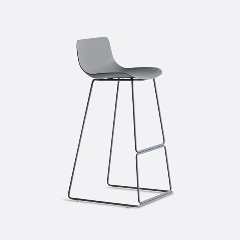 Nordic Plastic Bar Stool Bucket Counter Bar Stool with Metal Legs Clearhalo 'Bar Furniture' 'Bar Stools' 'bar_stools' 'furn' 'furn_bar_stools' 'Furniture' 'furniture_bar_stools' 'Kitchen & Dining Furniture' 4790513