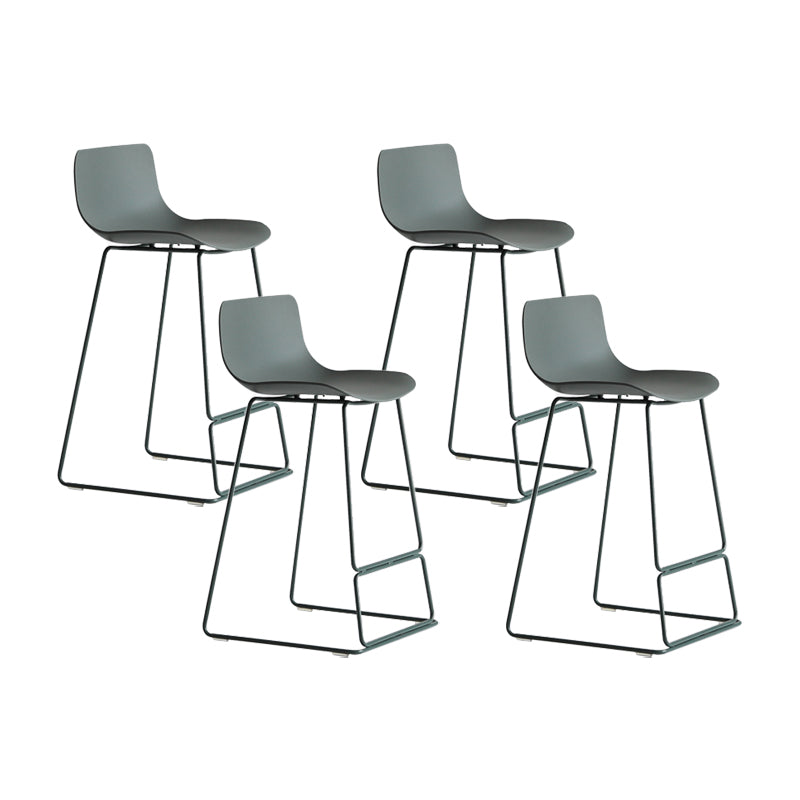 Modern Style Bar-stool Plastic Counter Bar Stool with Metal Legs for Kitchen Green 4 Piece Set Counter Stool(26"H) Clearhalo 'Bar Furniture' 'Bar Stools' 'bar_stools' 'furn' 'furn_bar_stools' 'Furniture' 'furniture_bar_stools' 'Kitchen & Dining Furniture' 4790878