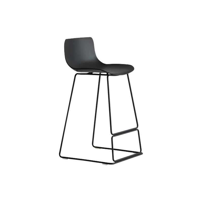 Modern Style Bar-stool Plastic Counter Bar Stool with Metal Legs for Kitchen Black 1 Piece Counter Stool(26"H) Clearhalo 'Bar Furniture' 'Bar Stools' 'bar_stools' 'furn' 'furn_bar_stools' 'Furniture' 'furniture_bar_stools' 'Kitchen & Dining Furniture' 4790885