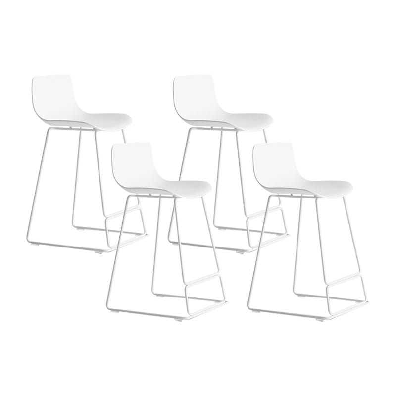 Modern Style Bar-stool Plastic Counter Bar Stool with Metal Legs for Kitchen White 4 Piece Set Counter Stool(26"H) Clearhalo 'Bar Furniture' 'Bar Stools' 'bar_stools' 'furn' 'furn_bar_stools' 'Furniture' 'furniture_bar_stools' 'Kitchen & Dining Furniture' 4790896