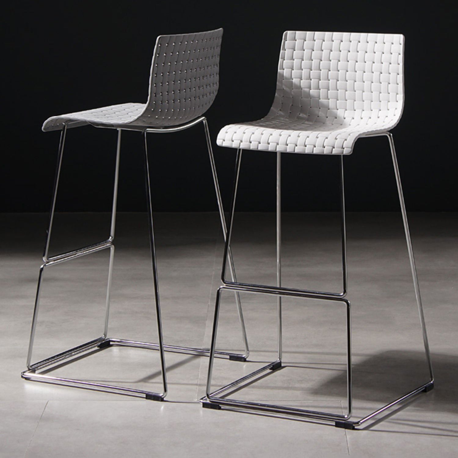 Industrial Bar-stool Plastic Counter Bar Stool for Kitchen Bar with Metal Legs Clearhalo 'Bar Furniture' 'Bar Stools' 'bar_stools' 'furn' 'furn_bar_stools' 'Furniture' 'furniture_bar_stools' 'Kitchen & Dining Furniture' 4790953