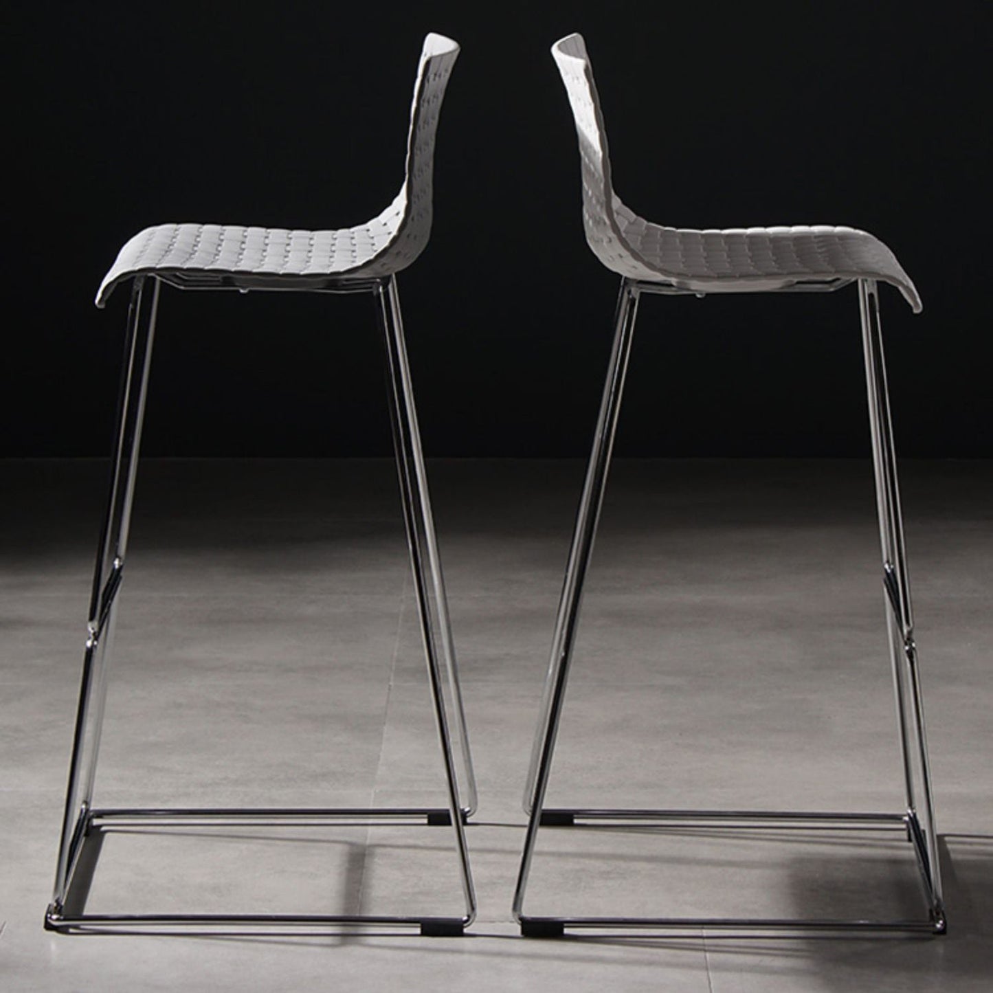 Industrial Bar-stool Plastic Counter Bar Stool for Kitchen Bar with Metal Legs Clearhalo 'Bar Furniture' 'Bar Stools' 'bar_stools' 'furn' 'furn_bar_stools' 'Furniture' 'furniture_bar_stools' 'Kitchen & Dining Furniture' 4790968