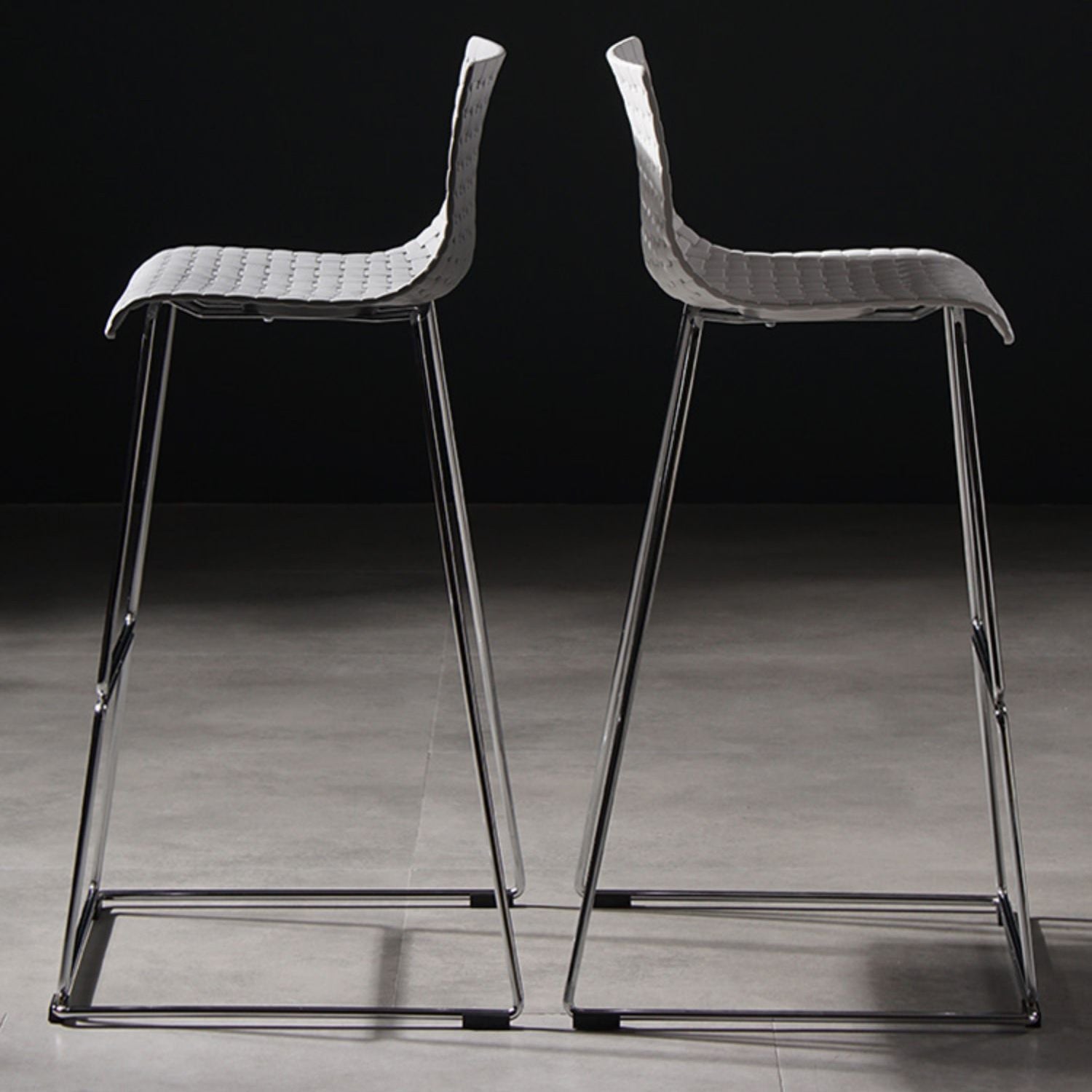 Industrial Bar-stool Plastic Counter Bar Stool for Kitchen Bar with Metal Legs Clearhalo 'Bar Furniture' 'Bar Stools' 'bar_stools' 'furn' 'furn_bar_stools' 'Furniture' 'furniture_bar_stools' 'Kitchen & Dining Furniture' 4790968