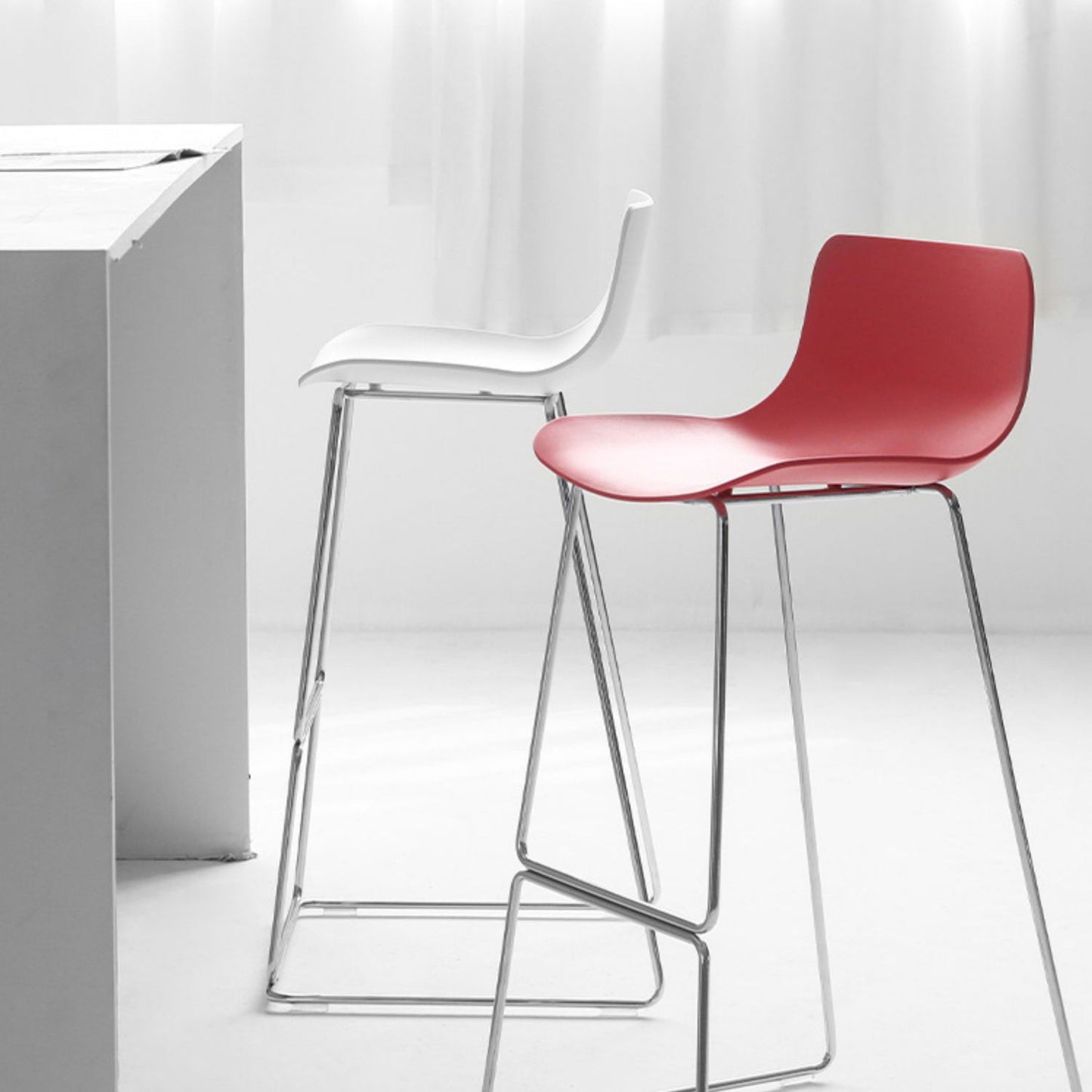 Nordic Bar-stool Plastic Counter Bar Stool for Kitchen Bar with Metal Legs Clearhalo 'Bar Furniture' 'Bar Stools' 'bar_stools' 'furn' 'furn_bar_stools' 'Furniture' 'furniture_bar_stools' 'Kitchen & Dining Furniture' 4791058