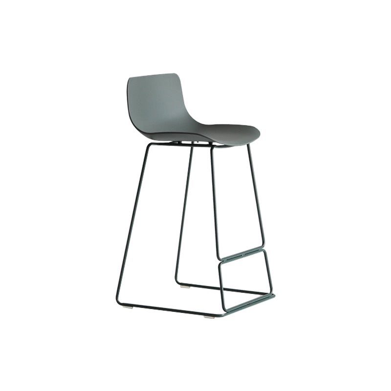 Nordic Bar-stool Plastic Counter Bar Stool for Kitchen Bar with Metal Legs Green 1 Piece Counter Stool(26"H) Clearhalo 'Bar Furniture' 'Bar Stools' 'bar_stools' 'furn' 'furn_bar_stools' 'Furniture' 'furniture_bar_stools' 'Kitchen & Dining Furniture' 4791063