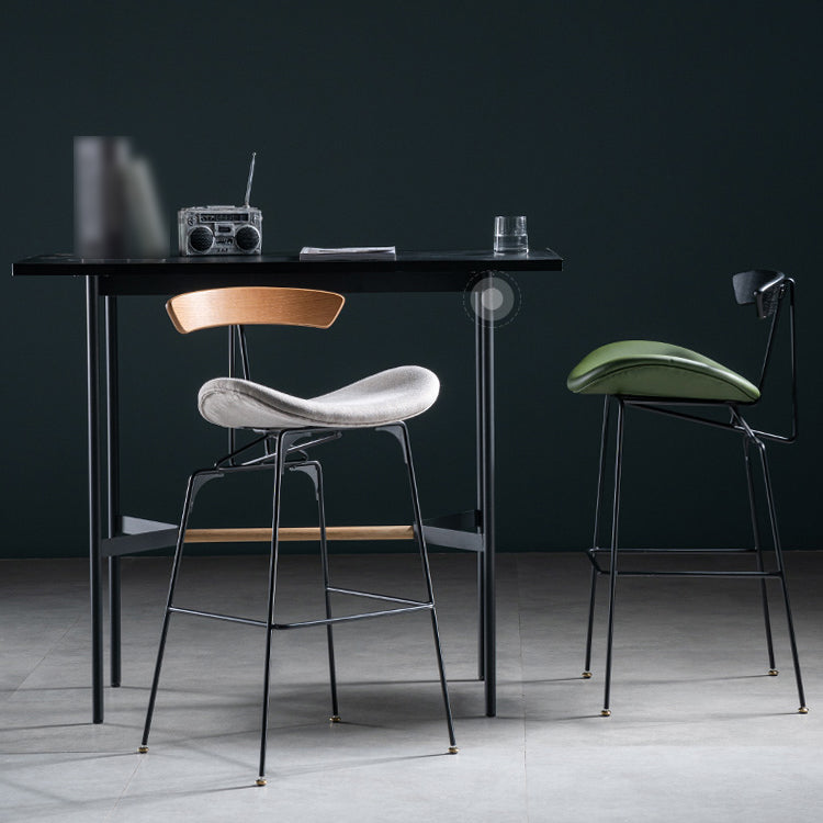 Industrial Leather Bristol Stool Matte Finish Footrest Low Back Barstool Clearhalo 'Bar Furniture' 'Bar Stools' 'bar_stools' 'furn' 'furn_bar_stools' 'Furniture' 'furniture_bar_stools' 'Kitchen & Dining Furniture' 4793030