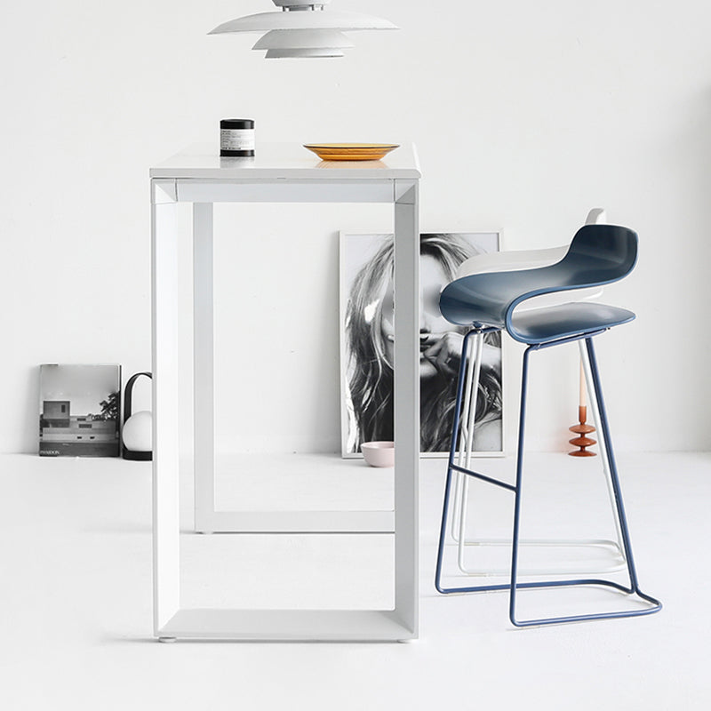 Contemporary Footrest Low Back Barstool Plastic Matte Finish Coffee Shop Stool Clearhalo 'Bar Furniture' 'Bar Stools' 'bar_stools' 'furn' 'furn_bar_stools' 'Furniture' 'furniture_bar_stools' 'Kitchen & Dining Furniture' 4807645
