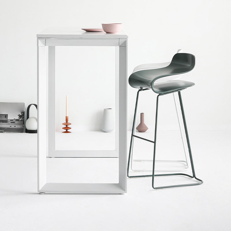 Contemporary Footrest Low Back Barstool Plastic Matte Finish Coffee Shop Stool Clearhalo 'Bar Furniture' 'Bar Stools' 'bar_stools' 'furn' 'furn_bar_stools' 'Furniture' 'furniture_bar_stools' 'Kitchen & Dining Furniture' 4807647