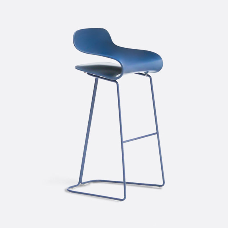 Contemporary Footrest Low Back Barstool Plastic Matte Finish Coffee Shop Stool Clearhalo 'Bar Furniture' 'Bar Stools' 'bar_stools' 'furn' 'furn_bar_stools' 'Furniture' 'furniture_bar_stools' 'Kitchen & Dining Furniture' 4807661