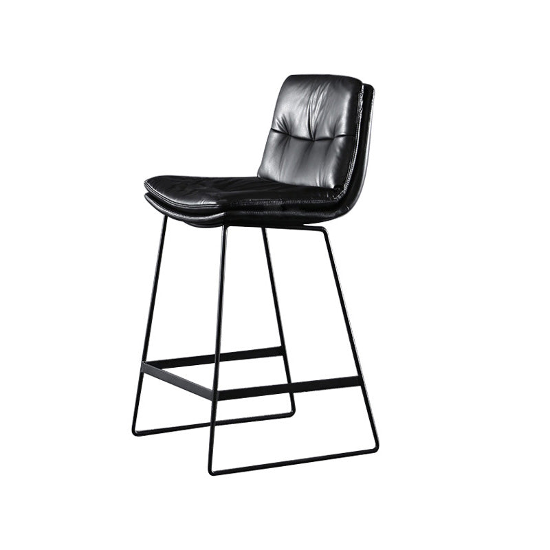 Modern Restaurant Leather Stool Matte Finish Footrest Low Back Barstool Black 1 Piece Counter Stool(26"H) Clearhalo 'Bar Furniture' 'Bar Stools' 'bar_stools' 'furn' 'furn_bar_stools' 'Furniture' 'furniture_bar_stools' 'Kitchen & Dining Furniture' 4817053