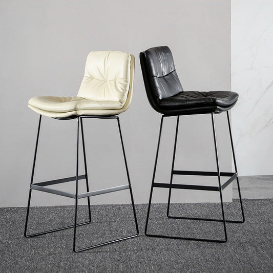 Modern Restaurant Leather Stool Matte Finish Footrest Low Back Barstool Clearhalo 'Bar Furniture' 'Bar Stools' 'bar_stools' 'furn' 'furn_bar_stools' 'Furniture' 'furniture_bar_stools' 'Kitchen & Dining Furniture' 4817062