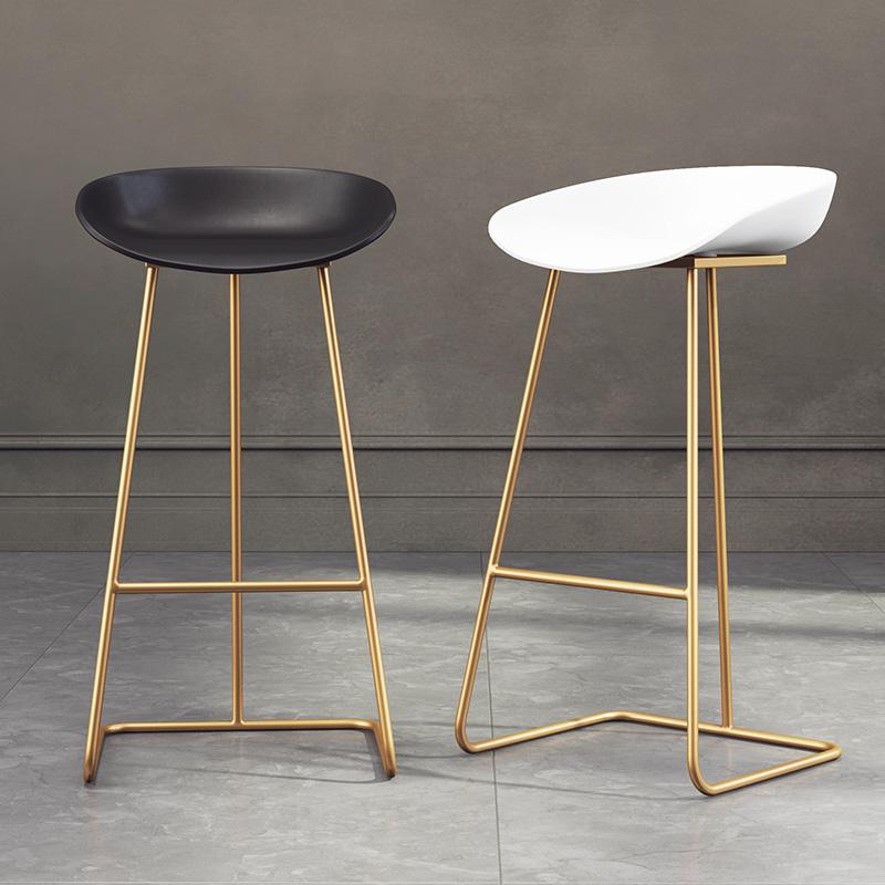 Glam Coffee Shop Footrest Stool Matte Finish Plastic Barstool Clearhalo 'Bar Furniture' 'Bar Stools' 'bar_stools' 'furn' 'furn_bar_stools' 'Furniture' 'furniture_bar_stools' 'Kitchen & Dining Furniture' 4817474