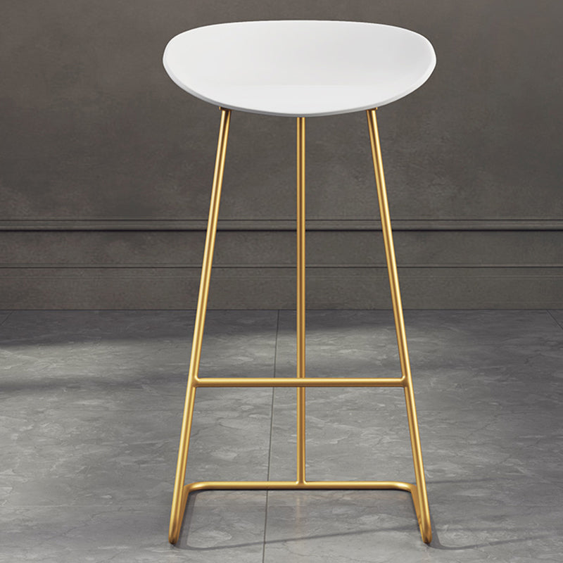 Glam Coffee Shop Footrest Stool Matte Finish Plastic Barstool Clearhalo 'Bar Furniture' 'Bar Stools' 'bar_stools' 'furn' 'furn_bar_stools' 'Furniture' 'furniture_bar_stools' 'Kitchen & Dining Furniture' 4817476