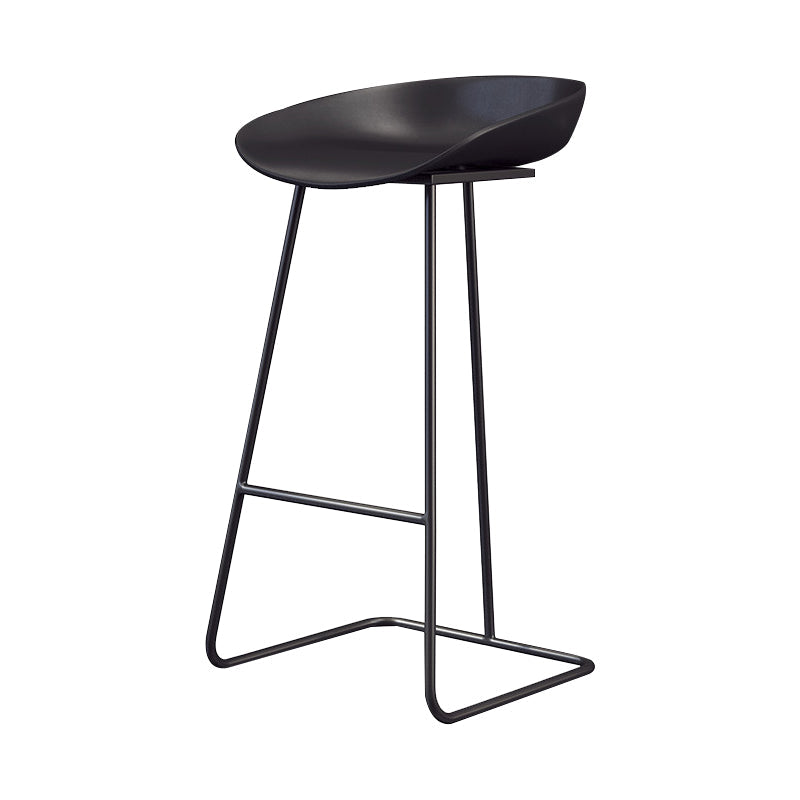 Glam Coffee Shop Footrest Stool Matte Finish Plastic Barstool Black 1 Piece Clearhalo 'Bar Furniture' 'Bar Stools' 'bar_stools' 'furn' 'furn_bar_stools' 'Furniture' 'furniture_bar_stools' 'Kitchen & Dining Furniture' 4817479