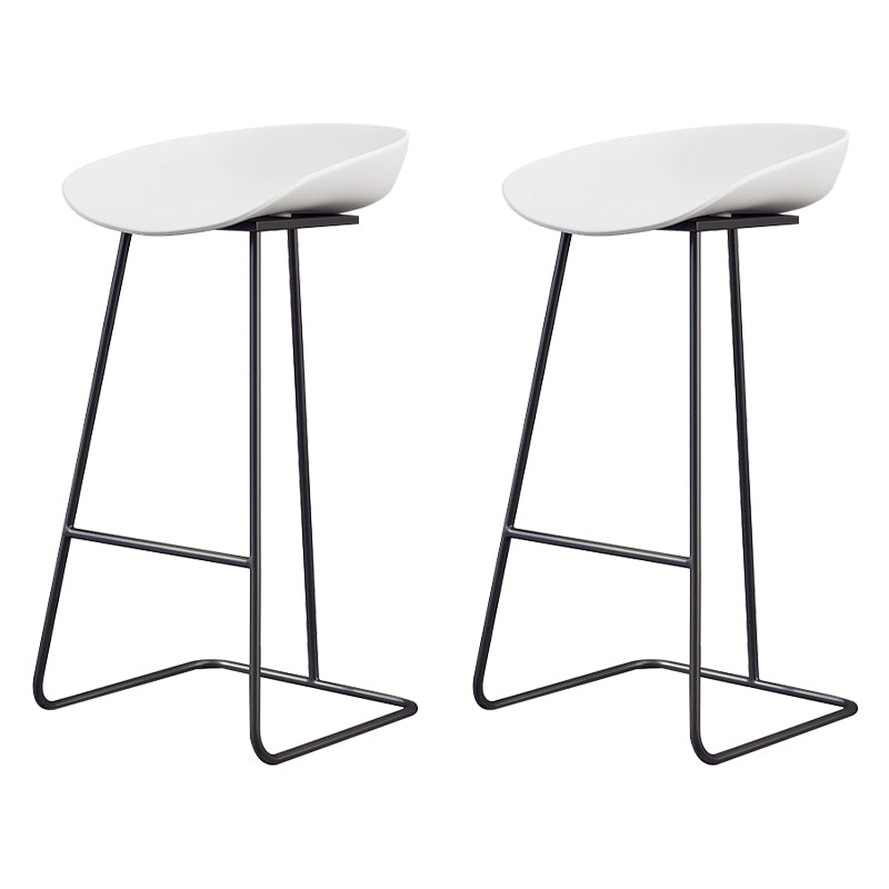 Glam Coffee Shop Footrest Stool Matte Finish Plastic Barstool White-Black 2 Piece Set Clearhalo 'Bar Furniture' 'Bar Stools' 'bar_stools' 'furn' 'furn_bar_stools' 'Furniture' 'furniture_bar_stools' 'Kitchen & Dining Furniture' 4817484
