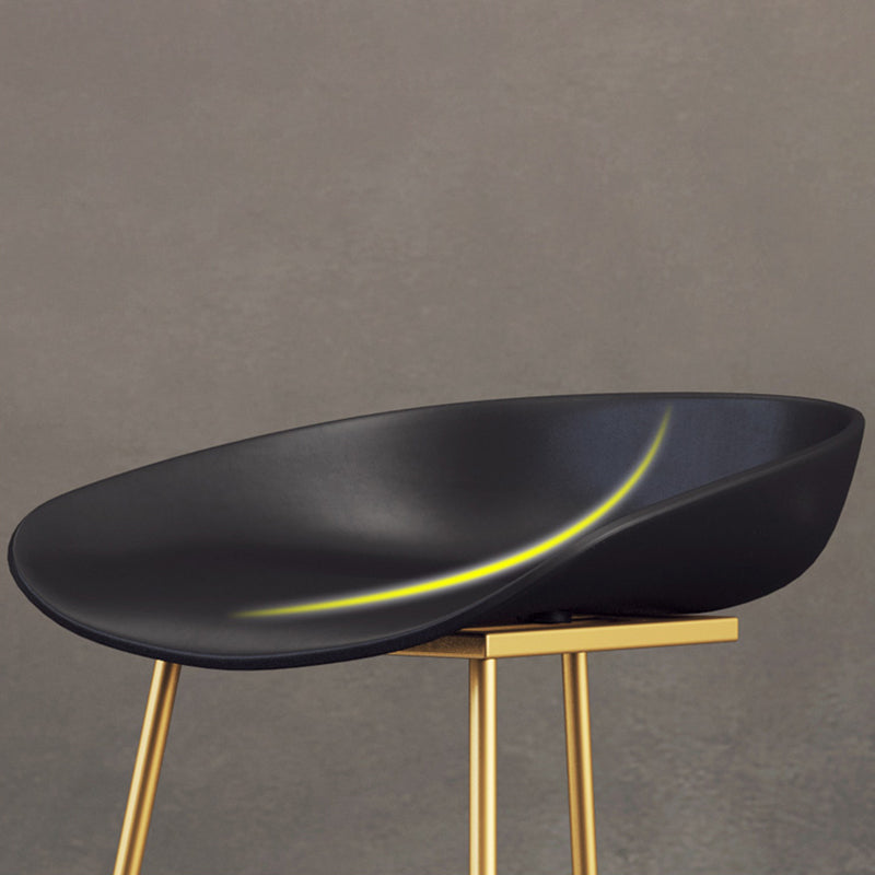 Glam Coffee Shop Footrest Stool Matte Finish Plastic Barstool Clearhalo 'Bar Furniture' 'Bar Stools' 'bar_stools' 'furn' 'furn_bar_stools' 'Furniture' 'furniture_bar_stools' 'Kitchen & Dining Furniture' 4817487