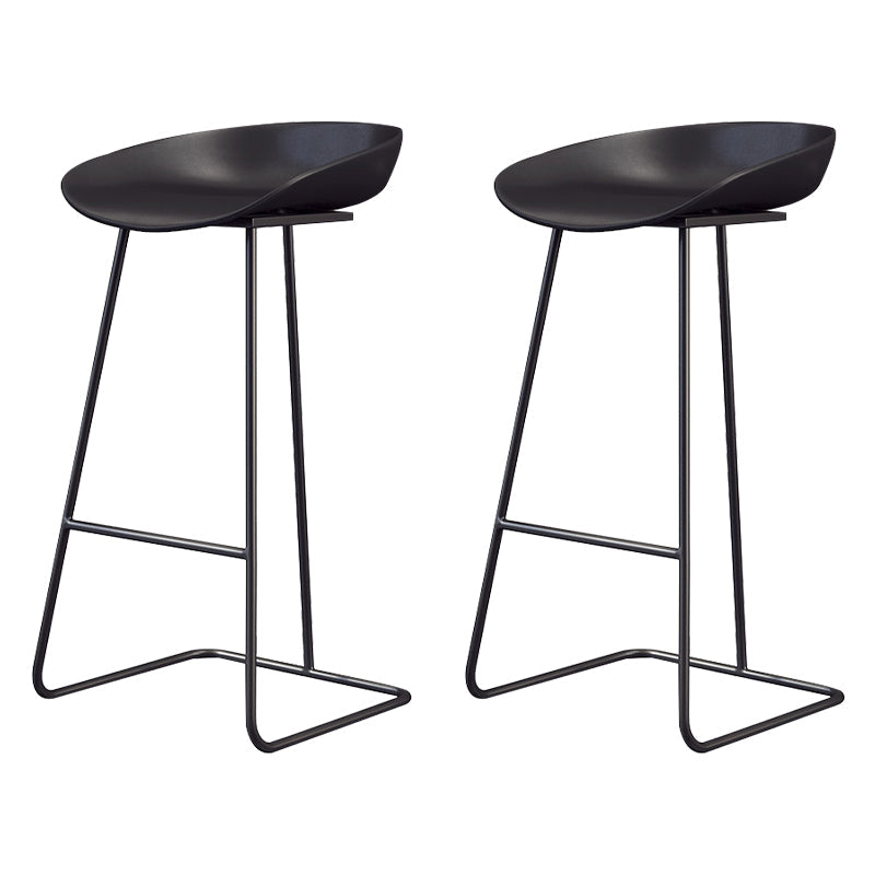 Glam Coffee Shop Footrest Stool Matte Finish Plastic Barstool Black 2 Piece Set Clearhalo 'Bar Furniture' 'Bar Stools' 'bar_stools' 'furn' 'furn_bar_stools' 'Furniture' 'furniture_bar_stools' 'Kitchen & Dining Furniture' 4817489