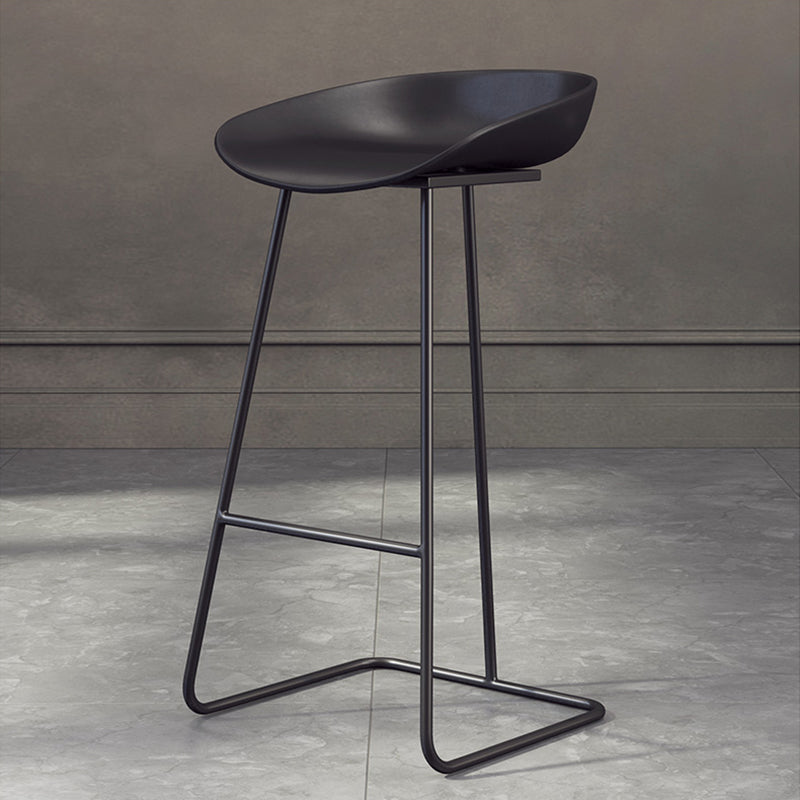 Glam Coffee Shop Footrest Stool Matte Finish Plastic Barstool Clearhalo 'Bar Furniture' 'Bar Stools' 'bar_stools' 'furn' 'furn_bar_stools' 'Furniture' 'furniture_bar_stools' 'Kitchen & Dining Furniture' 4817492