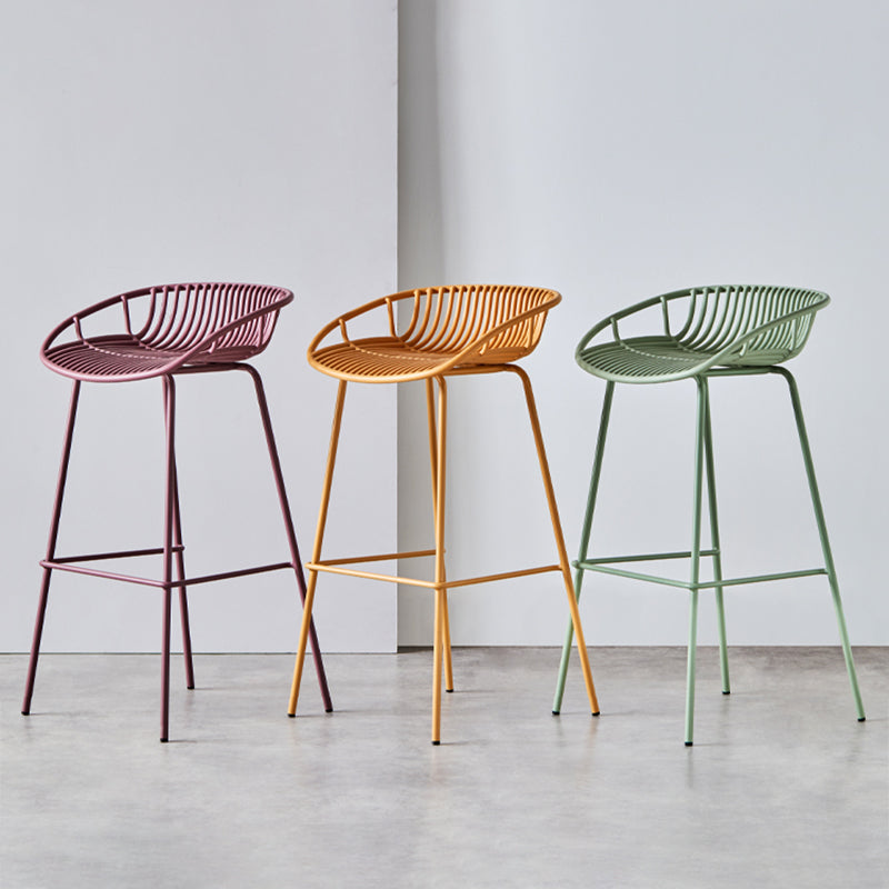 Contemporary Metal Bar Stool Bucket Counter Bar Stool with Metal Legs Clearhalo 'Bar Furniture' 'Bar Stools' 'bar_stools' 'furn' 'furn_bar_stools' 'Furniture' 'furniture_bar_stools' 'Kitchen & Dining Furniture' 4830305