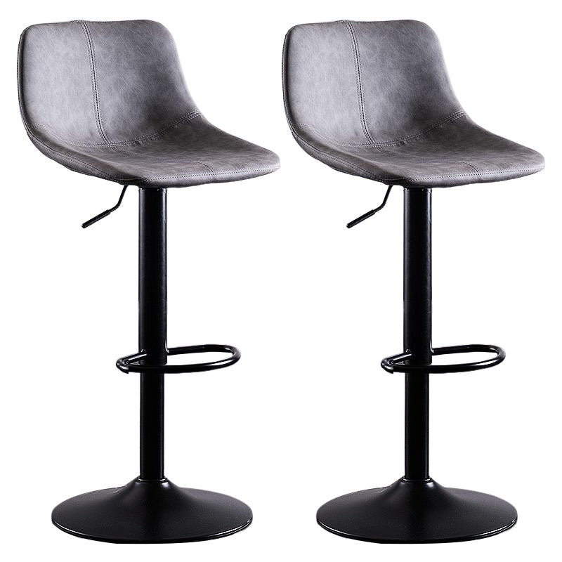 Industrial Bar and Counter Stool Low Back Stool with Pedestal Base in Black Black 2 Piece Set Clearhalo 'Bar Furniture' 'Bar Stools' 'bar_stools' 'furn' 'furn_bar_stools' 'Furniture' 'furniture_bar_stools' 'Kitchen & Dining Furniture' 4850856