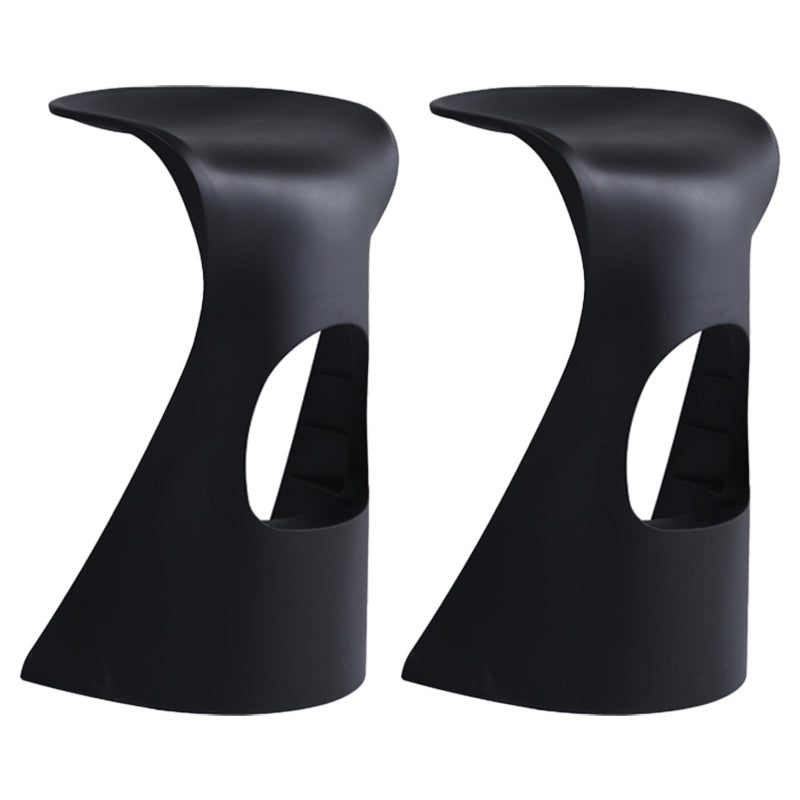 Scandinavian Plastic Barstools for Home Backless Stools with Plastic Base Black 2 Piece Set Clearhalo 'Bar Furniture' 'Bar Stools' 'bar_stools' 'furn' 'furn_bar_stools' 'Furniture' 'furniture_bar_stools' 'Kitchen & Dining Furniture' 4851149