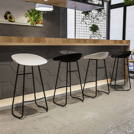 Modern Matte Finish Iron Bar Stool Footrest Milk Tea Shop Stool Clearhalo 'Bar Furniture' 'Bar Stools' 'bar_stools' 'furn' 'furn_bar_stools' 'Furniture' 'furniture_bar_stools' 'Kitchen & Dining Furniture' 4851428