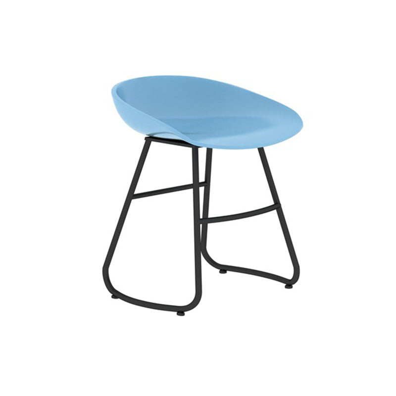 Modern Matte Finish Iron Bar Stool Footrest Milk Tea Shop Stool Blue 1 Piece Short Stool(18"H) Clearhalo 'Bar Furniture' 'Bar Stools' 'bar_stools' 'furn' 'furn_bar_stools' 'Furniture' 'furniture_bar_stools' 'Kitchen & Dining Furniture' 4851433