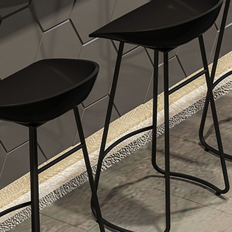 Modern Matte Finish Iron Bar Stool Footrest Milk Tea Shop Stool Clearhalo 'Bar Furniture' 'Bar Stools' 'bar_stools' 'furn' 'furn_bar_stools' 'Furniture' 'furniture_bar_stools' 'Kitchen & Dining Furniture' 4851438